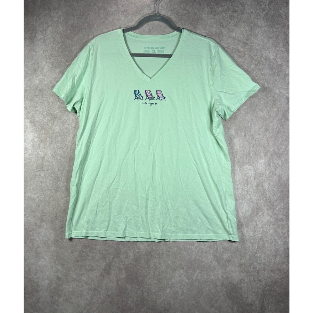 Life is Good T-Shirt Women XL Green Beach Chairs V-Neck Cotton Short Sleeve Tee